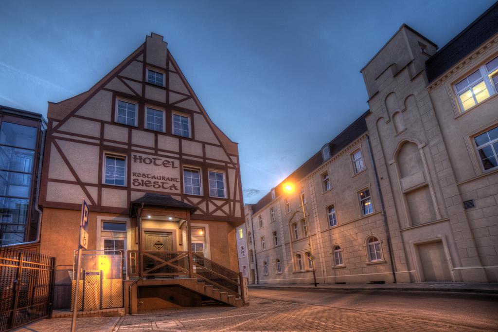 Hotel Siesta Świebodzin Exteriér fotografie