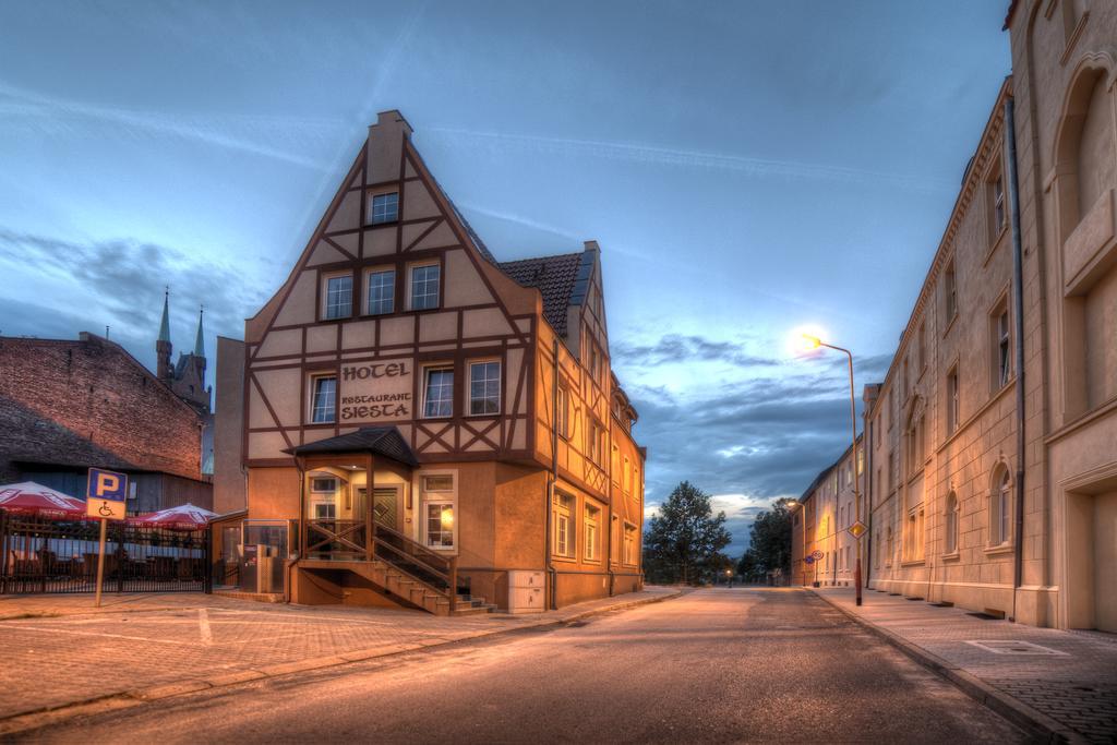 Hotel Siesta Świebodzin Exteriér fotografie